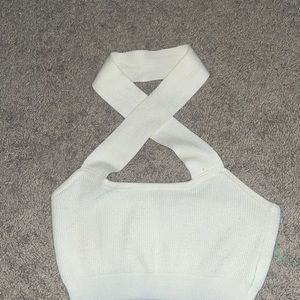 WHITE KNIT CROP TOP